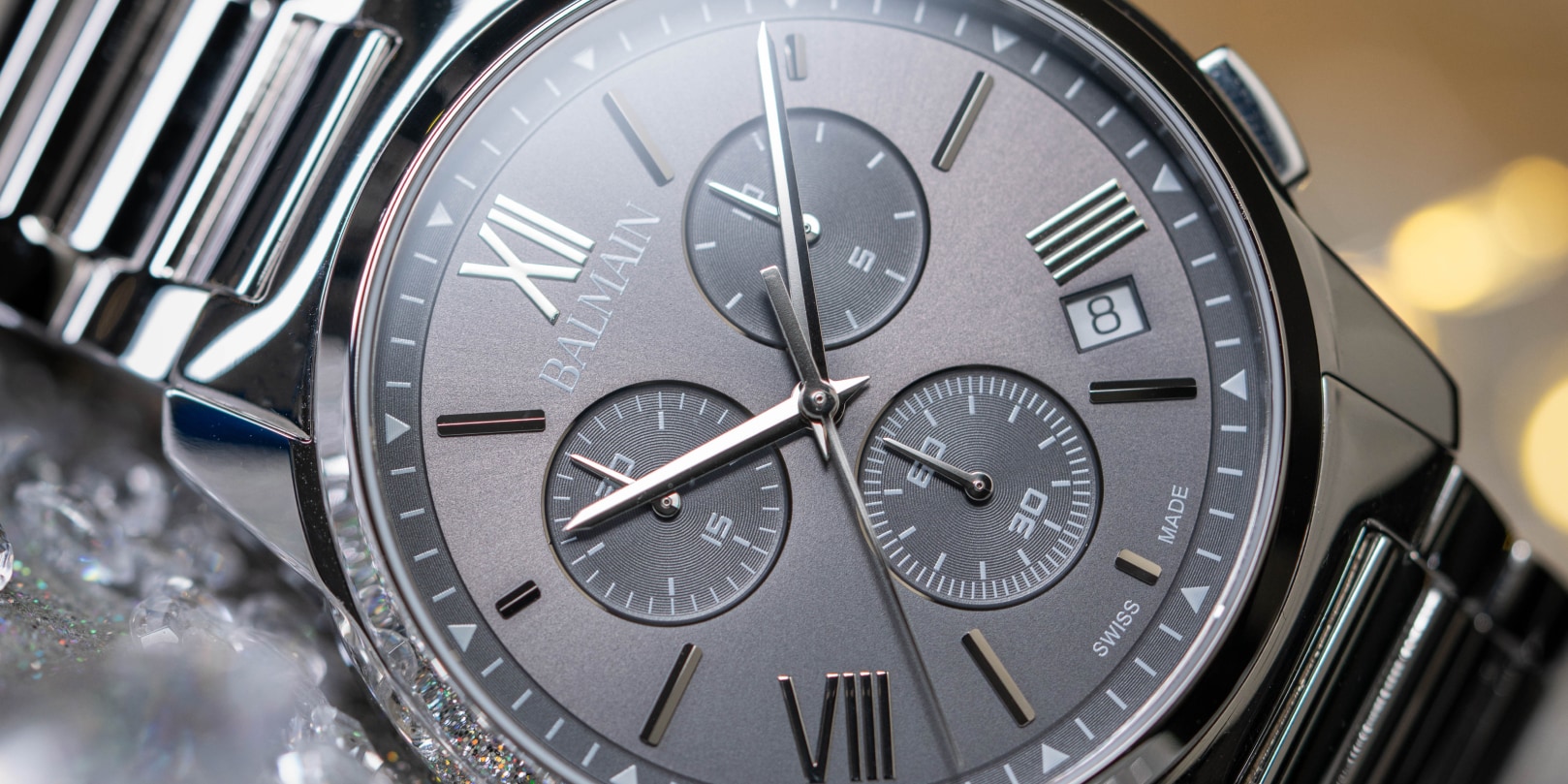 Luxury Balmain men’s watch with stainless steel bracelet and elegant bezel